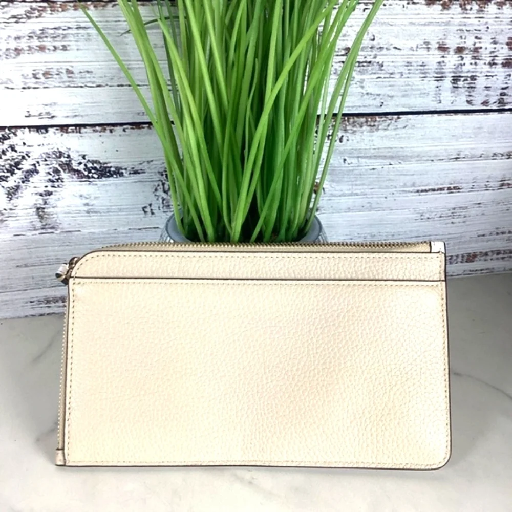 Kate Spade‎ New York Lucy Colorblock Beige White Wristlet Bag Wallet